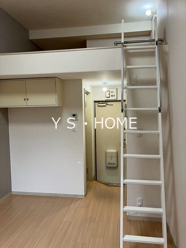 ハイツサザンクロス 玄関