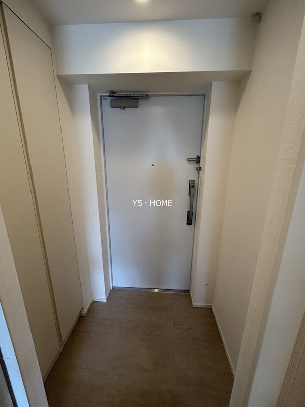 プラウドフラット中野 玄関