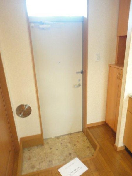 ラ・メイジュ 玄関