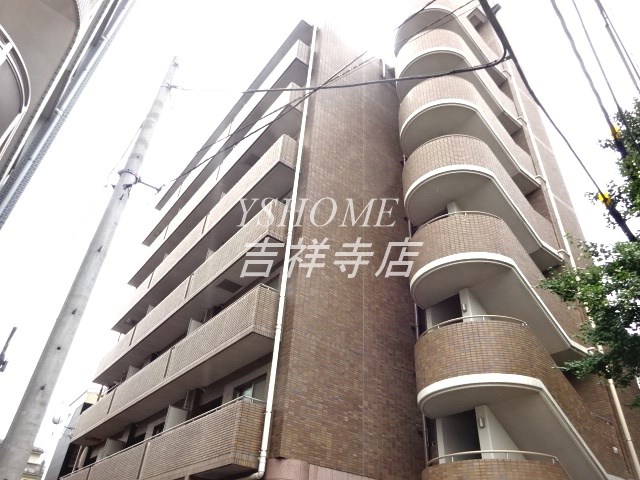 オードシュール 外観