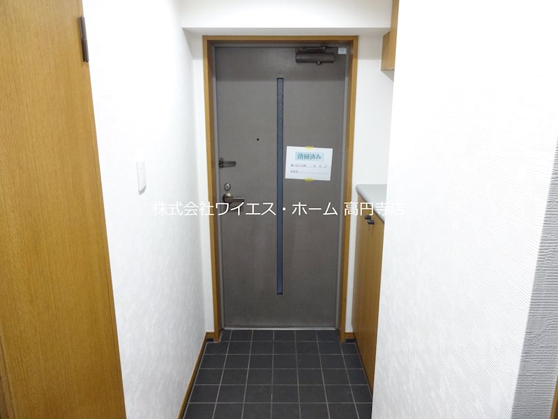 コルヌイエ北阿佐谷  玄関