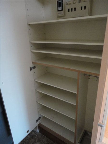 セルーエ三鷹 玄関