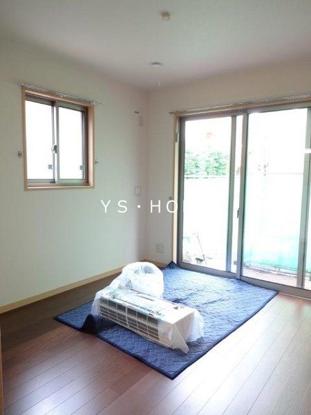 ニア　オーズ リビング