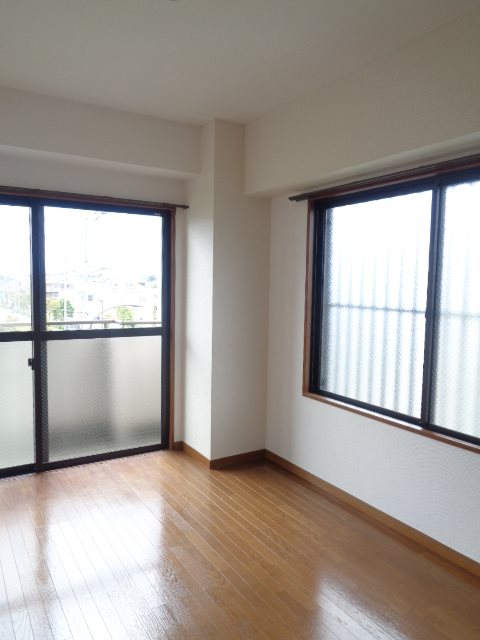 ビアーレ小金井 ベッドルーム