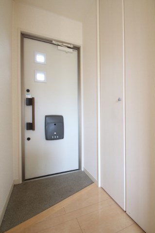 カーサヴェルデ 玄関