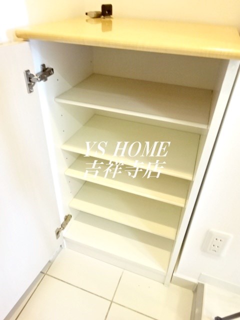 Daffitto三鷹 玄関