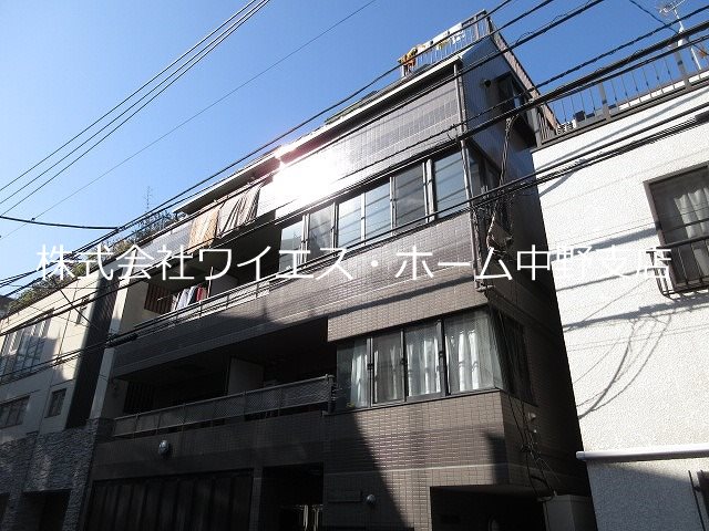 ファインズコート北新宿 外観