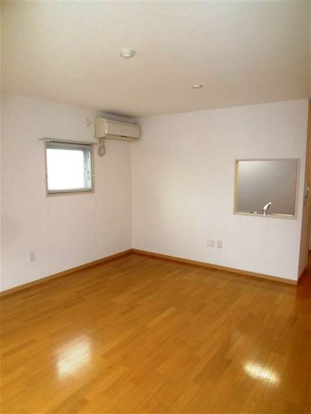 コート　エバーグリーン    リビング