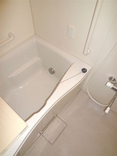 コート　エバーグリーン    風呂画像