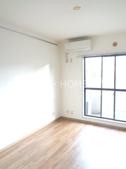 メゾンメルベーユ三鷹 リビング