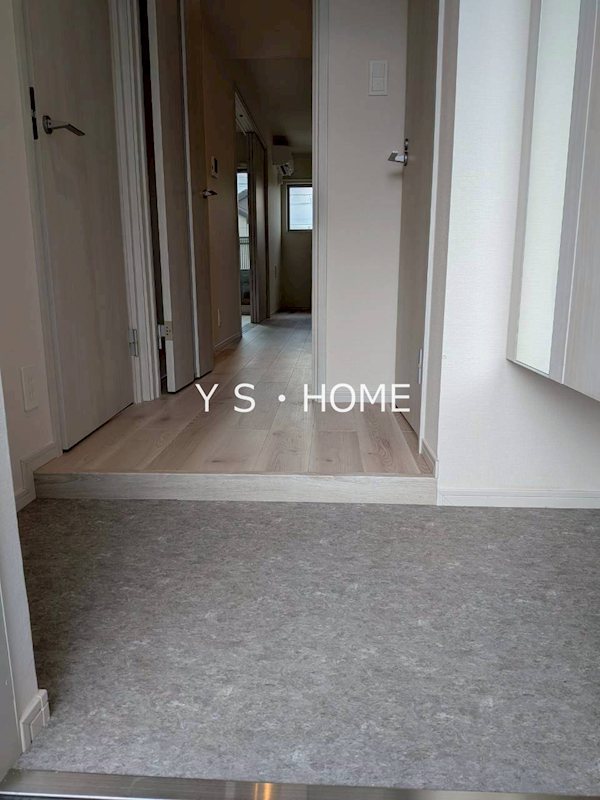 LUCIE TSⅠ(ルシエティエスワン) 玄関