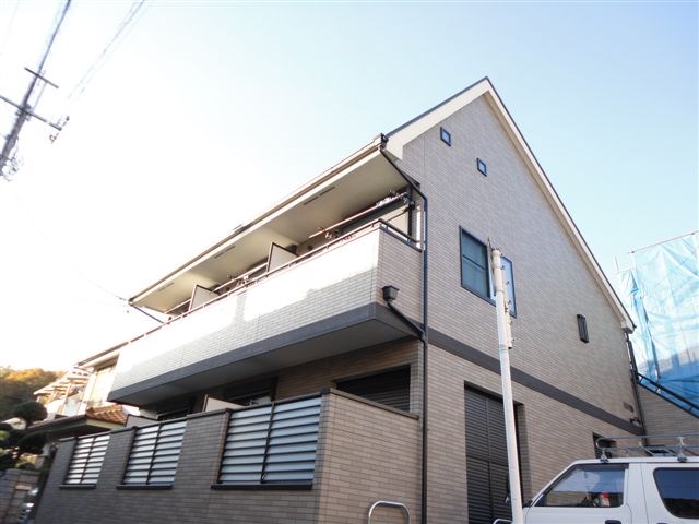 メイプルコート 外観