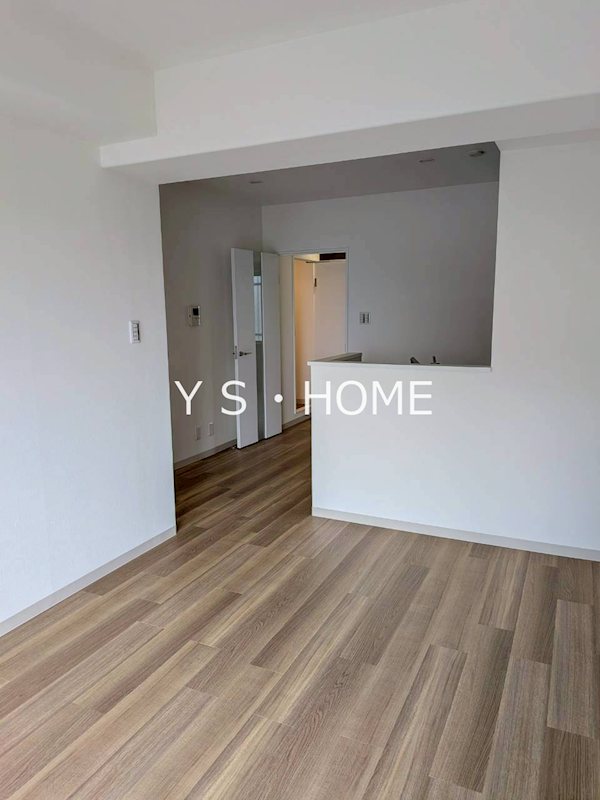 ロイヤルキャステージ恋ヶ窪 リビング