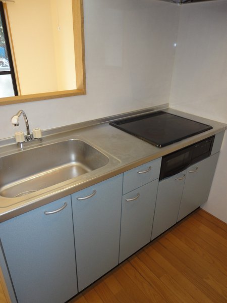 ＺＥＬＫＯＶＡ　ＧＡＲＤＥＮ　　 キッチン