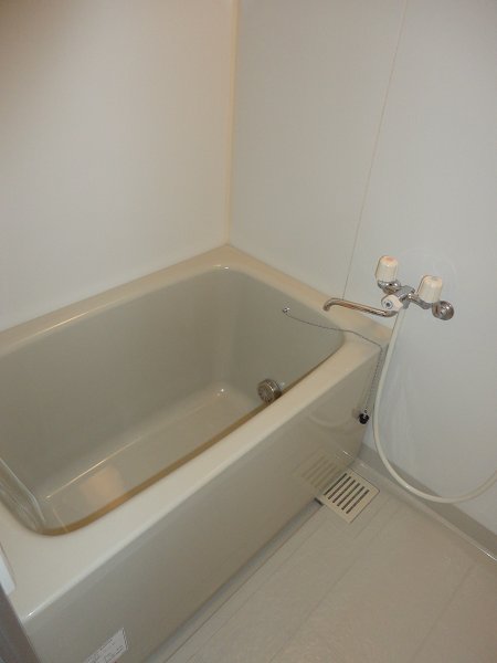 ＺＥＬＫＯＶＡ　ＧＡＲＤＥＮ　　 風呂画像