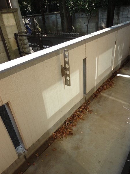 ＺＥＬＫＯＶＡ　ＧＡＲＤＥＮ　　 ベランダ