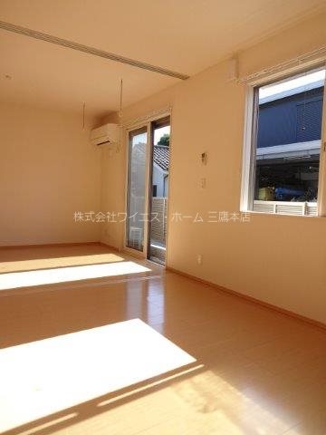 メゾン　シェーヌ　 リビング