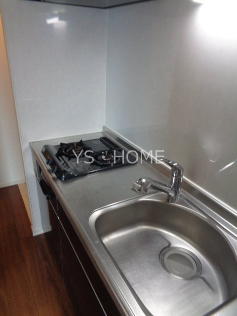 ウィステリア　コート キッチン