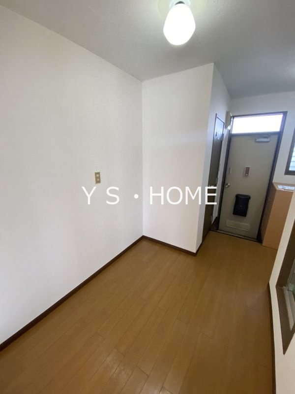 ファミーユミタケ 玄関