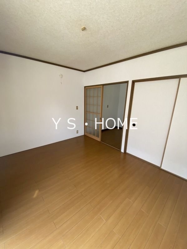 ファミーユミタケ ベッドルーム