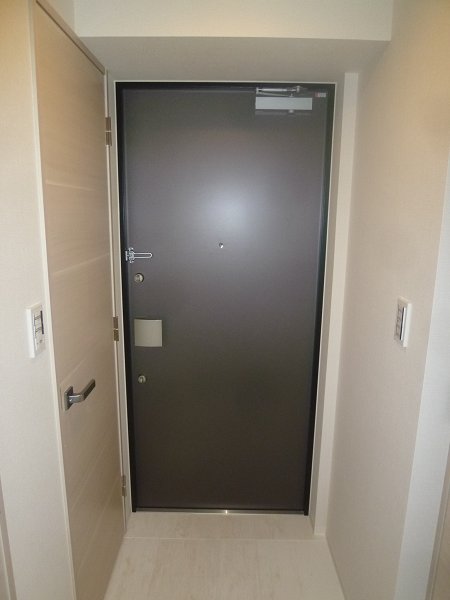 ザ・パークハビオ高円寺  玄関