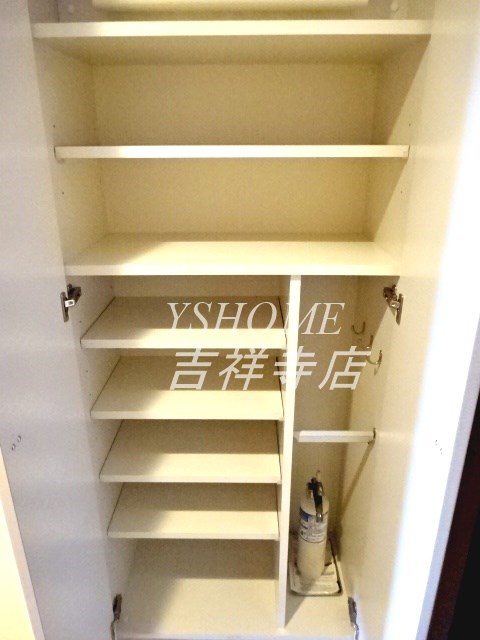 プレミアコンフォート西荻窪  玄関