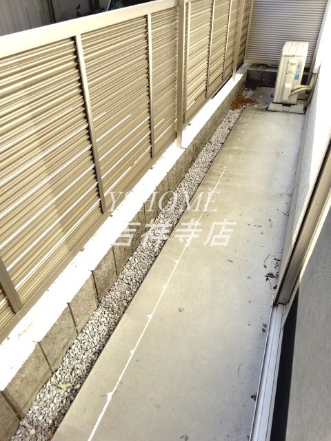 メゾン　シェーヌ ベランダ