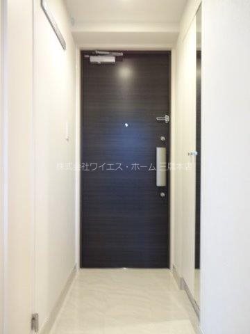 オーバスホームズ武蔵小金井 玄関