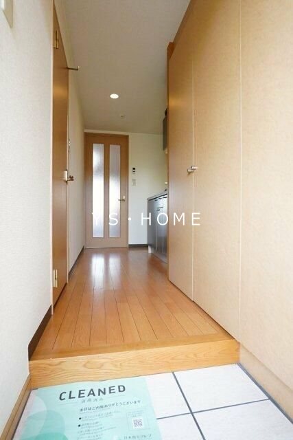 ガーデンクレスト1714 玄関