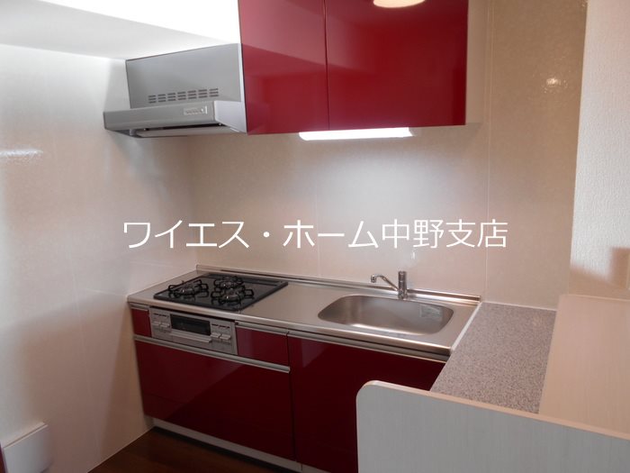 ・レッドアイ キッチン