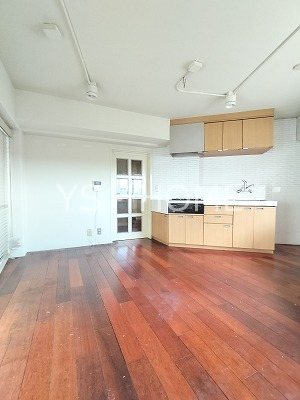 サンコウビル リビング