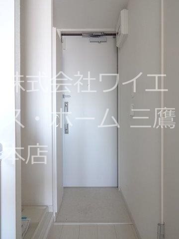 リブリ・三鷹 玄関