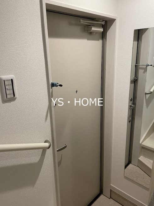 ミハス中野新井薬師Ⅲ  玄関