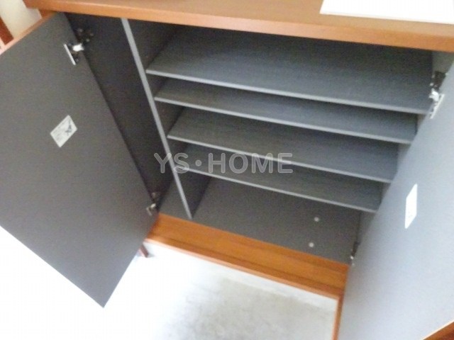 カーサ・ヴェルデ 玄関