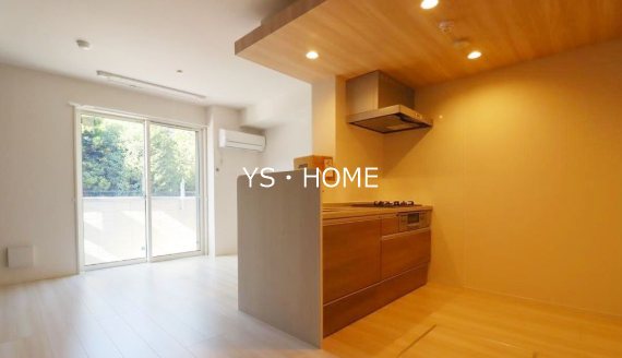 アヴァンス中村南 リビング