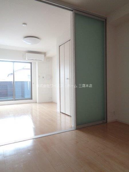 グリシーヌ2 ベッドルーム