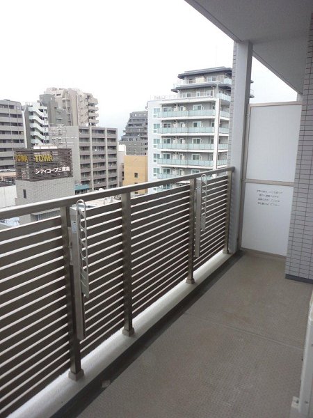 ＢＥＬＩＳＴＡ三鷹 ベランダ