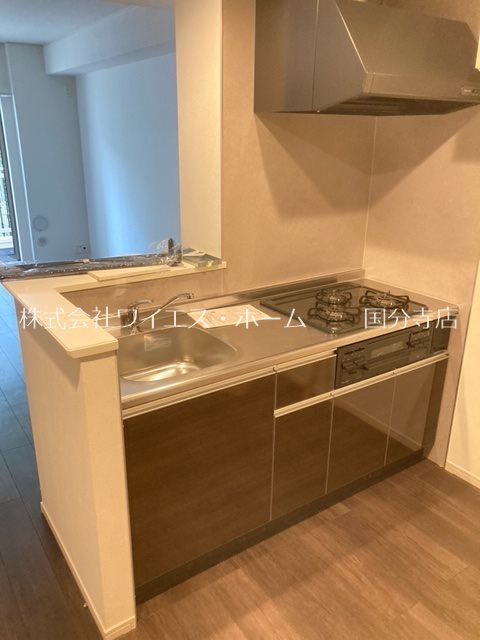 ヴァン・ヴェール鷹の台A キッチン