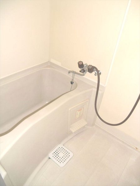 シュロスカー  風呂画像