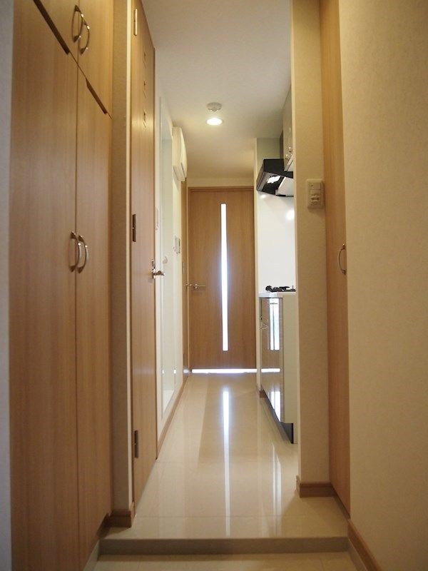 ルーブル中野本町 玄関