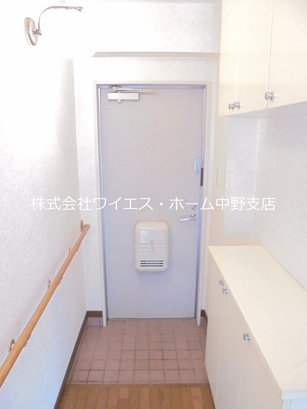 れいくふらっと 玄関