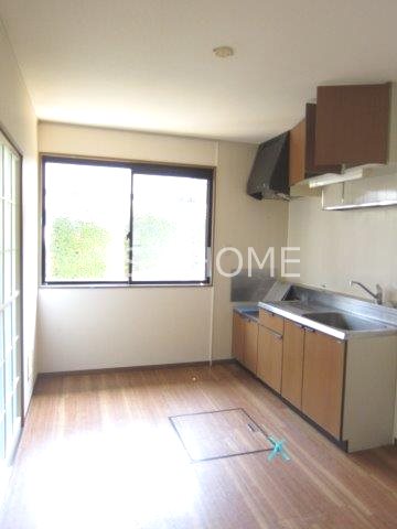 サイプレスタウンＢ棟 リビング