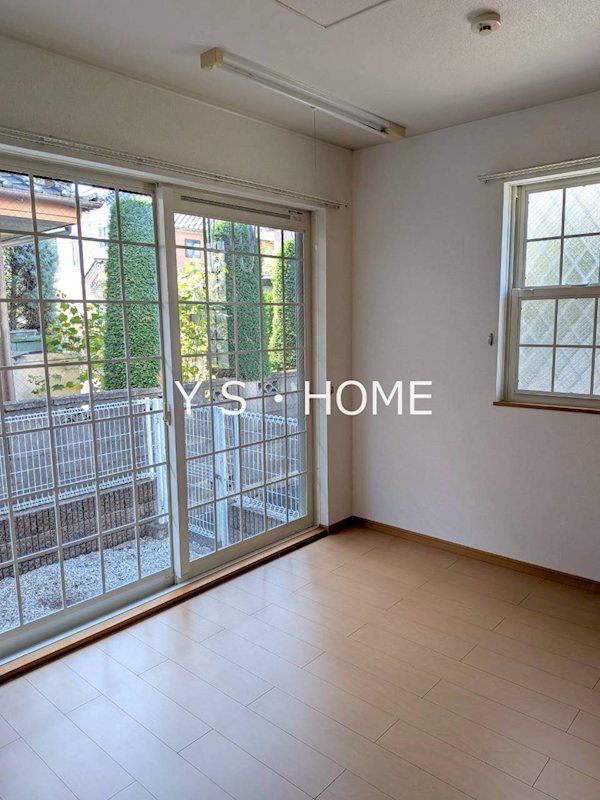 メゾン　ソレイユ リビング