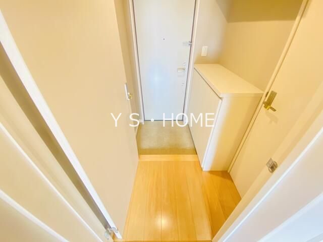 ル・シャグリ 玄関