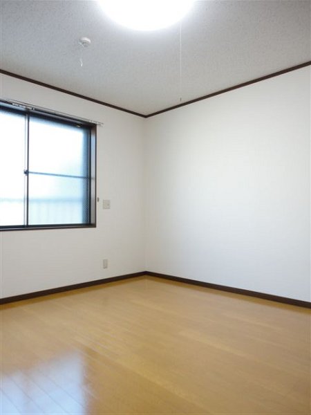 ハイムワカクサ リビング