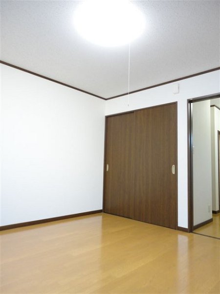 ハイムワカクサ ベッドルーム