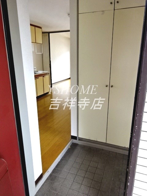 リヴィエールおぎくぼ 玄関