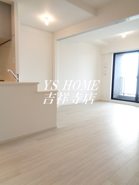 コンフォリア西荻窪 リビング