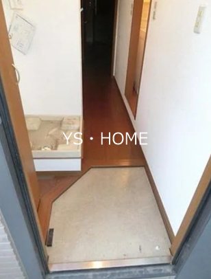 フラッツ西落合 玄関