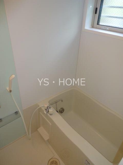 メゾン・ド・シャテーヌ 風呂画像